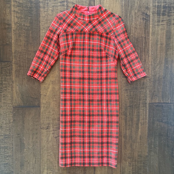 Miss Couture Dresses & Skirts - Adorable vintage red plaid wool midi dress with 3/4 sleeves, zipper back.